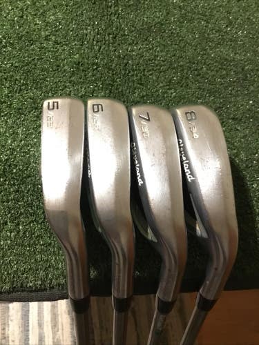 Cleveland Ladies CBX Launcher Irons Set (5-8 Irons) Miyazaki 4L C. Kua Graphite
