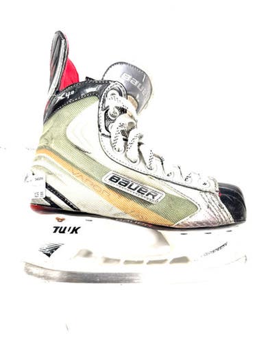 Used Bauer X4.0 Junior Hockey Skate Junior 03.5 11860-C000270891