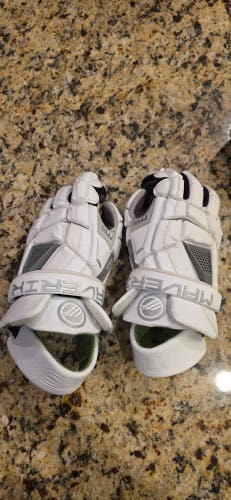 Maverik M5 Lacrosse Gloves 13" (Used)