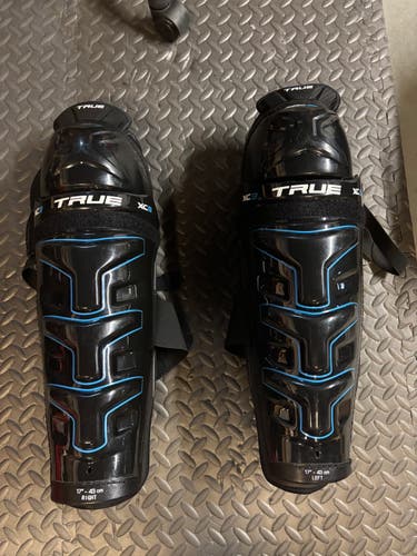 NEW True XC9 Shin Pads, 17”