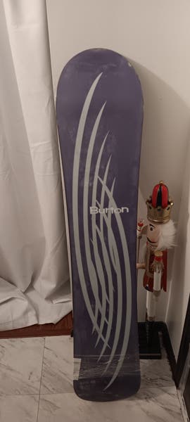 burton 39 snowboard Used Burton 39 Snowboard 138cm (54in) | SidelineSwap