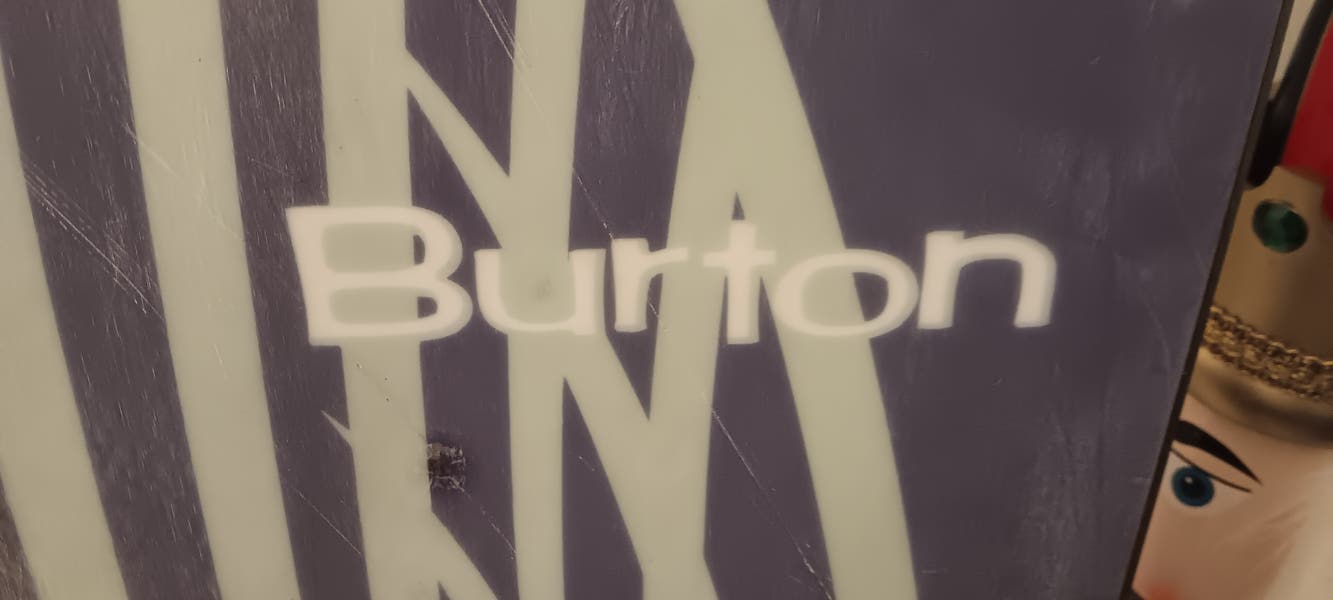 burton 39 snowboards Used Burton 39 Snowboard 138cm (54in) | SidelineSwap