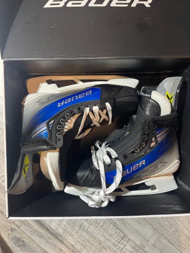 2021 Bauer Vapor Hyperlite Hockey Skates Regular Width Pro Stock 11.5 (New)