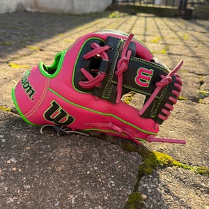 Wilson A2000 RH Infield Baseball Glove 11.5" (Used)