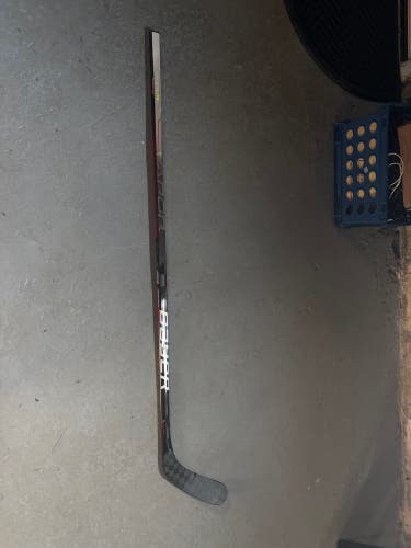 Senior Bauer Vapor Hyperlite Left Hand Hockey Stick 77 Flex (Used)