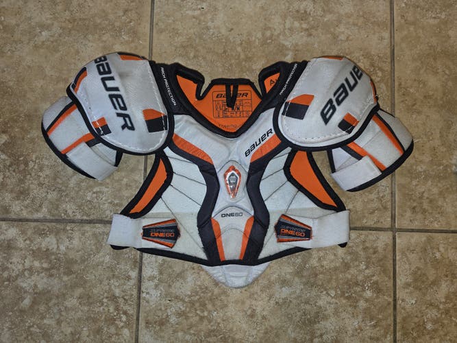 Bauer Supreme One 60 Shoulder Pads