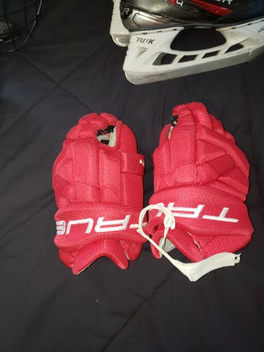 True Catalyst 7X3 Gloves 12" (Used)