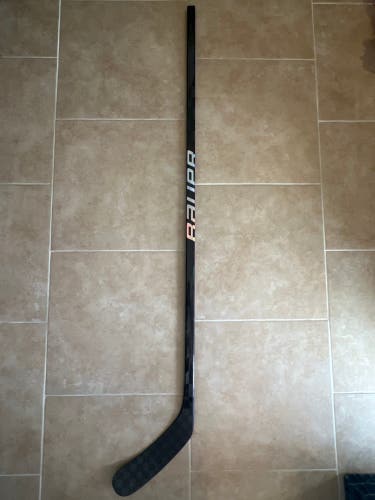 Intermediate Bauer Nexus Sync Right Handed Hockey Stick P92M 55 Flex (Used)