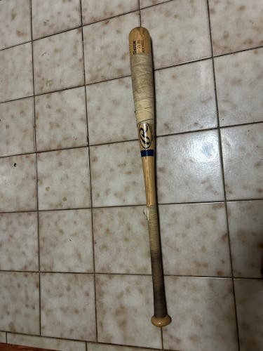 Rawlings Training Bat 32" (Used)