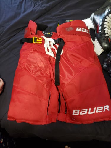 Men's Intermediate Large Bauer Supreme 3S Pro Hockey Pants