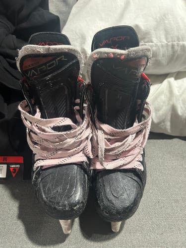 2021 Bauer Vapor 3X Hockey Skates 7.5 (Used)