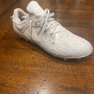 White Men's Size M 12.0 Adult Under Armour Low Top Molded Cleats (New)