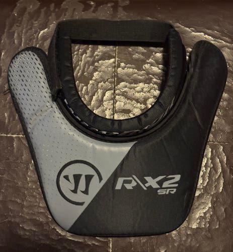 Warrior R/X2 SR neck guard
