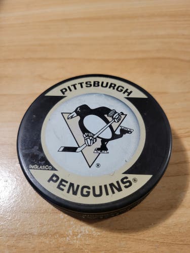 Pittsburgh Penguins NHL InGlasCo Logo Hockey Puck