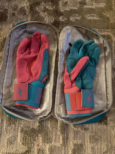 RH Baseball Glove (New)