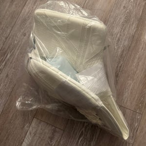 Warrior Ritual G6.1 Pro+ Glove, Senior, White, Regular (New with Tags)