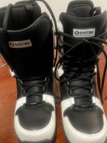 Brand New System APX Traditional Lace Boot