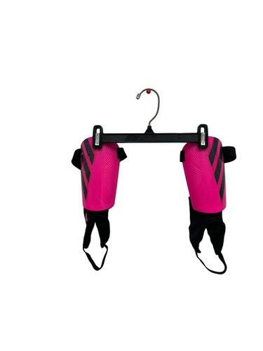 Used Adidas Soccer Shin Guards Adult Pink SM 11692-S000144908