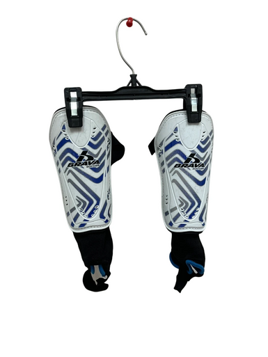Used Brava Soccer Shin Guards Junior White MD 11692-S000144919
