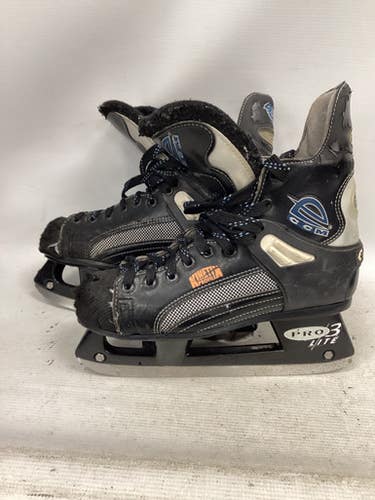 Used CCM EDGE Senior Hockey Skate Senior 7 11851-S000041431