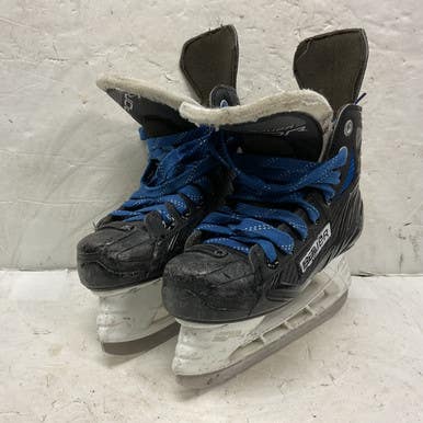 Used Bauer VAPOR VOLT Junior Hockey Skate Junior 01 11855-S000196548