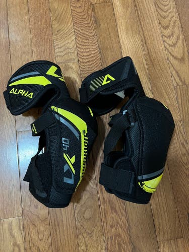 Senior Medium Warrior Alpha LX 20 Elbow Pads (Used)