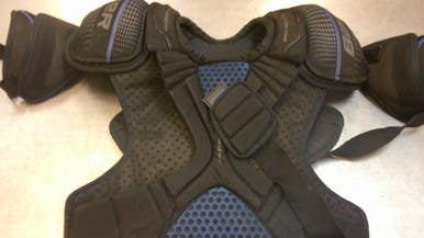 Used Bauer ONE 95 Senior Shoulder Pads XL 11339-S000197327