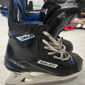 2018 Bauer Nexus 2N Hockey Skates Regular Width Size 4.5 (Used)