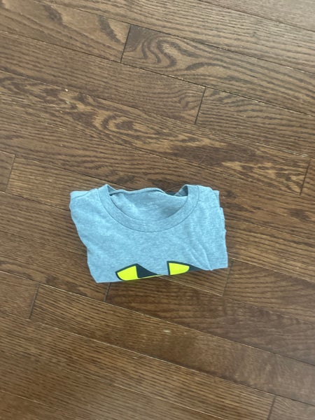 Gray XS Boys Under Armour Shirt (Used)