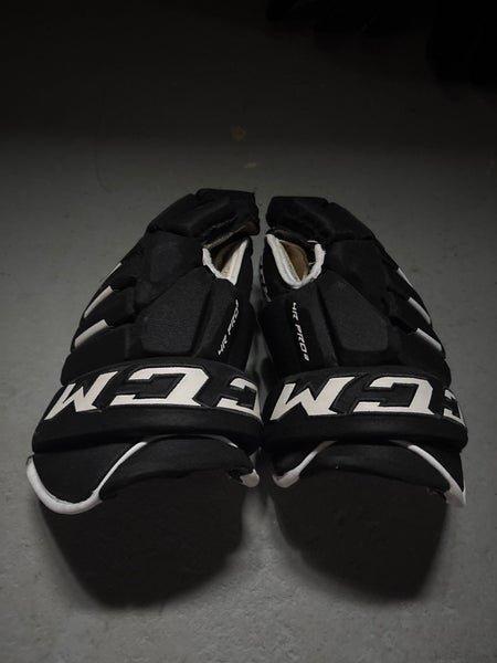 CCM Gloves 14" (Used)
