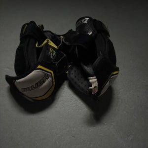 Senior Small Bauer Supreme 2S Pro Elbow Pads (Used)