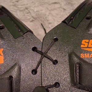 Small Youth Schutt Y-Flex 500 Shoulder Pads (Used)