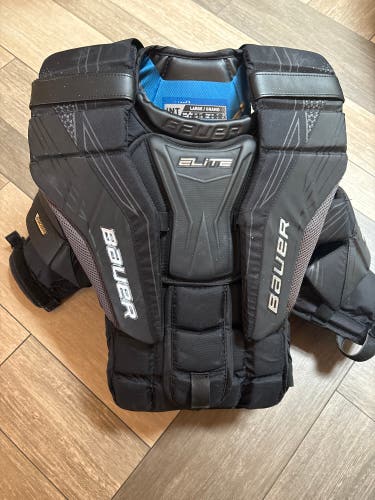 Large Bauer Elite Goalie Chest Protector (Used)