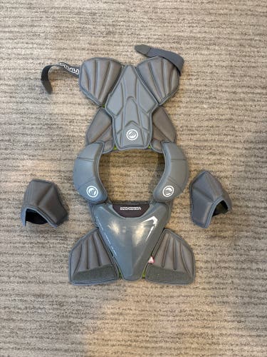 Medium Adult Maverik MX Shoulder Pads (Used)