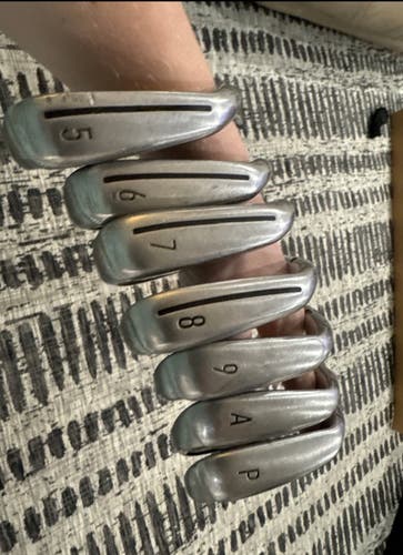 Used TaylorMade SIM2 MAX Iron Set