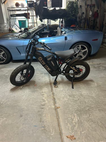 2025 Tuttio ict E-Bike L (Used)