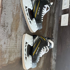 2018 CCM Tacks 9040 Hockey Skates Pro Stock Size 5 (New)