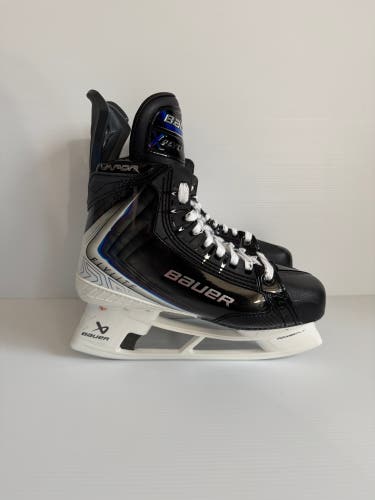Like New Size 7 Fit 2 Senior Bauer Vapor Flylite Hockey Skates