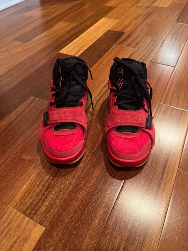 Men's Size M 12.0 (W 13.0) Jordan Shoes (Used)