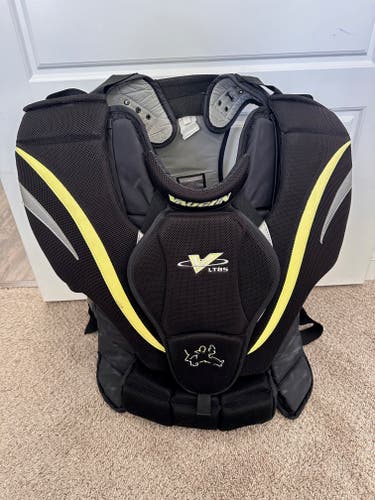 XL Vaughn Ventus LT85 Goalie Chest Protector (Used)