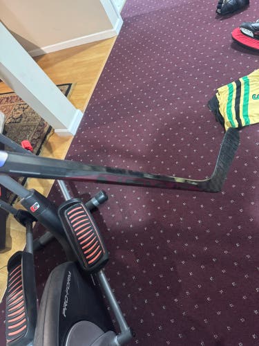 Senior Bauer Nexus Sync Left Hand Hockey Stick P92 87 Flex (New)