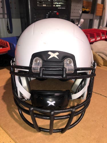 USED XENITH X2E+ ADULT FOOTBALL HELMET - XL- WHITE
