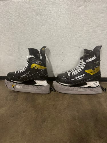 Bauer Supreme Ultrasonic Hockey Skates Narrow Width Size 9 Fit 1 (Used)