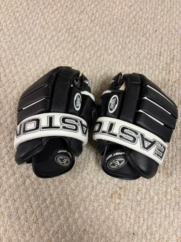 Easton Gloves 13" (Used)