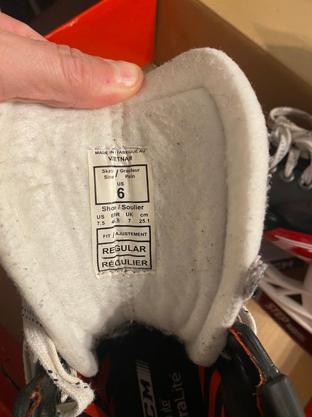 2023 CCM JetSpeed FT6 Pro Hockey Skates Regular Width 6 (Used)