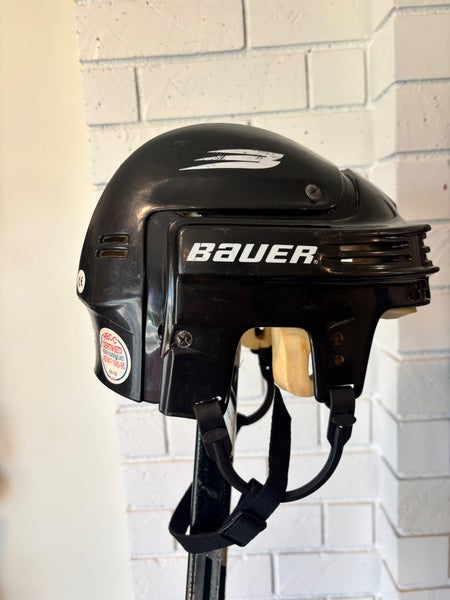 Large Bauer 3000 Helmet (Used)