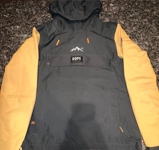 DOPE SNOW PULL OVER JACKET - LARGE