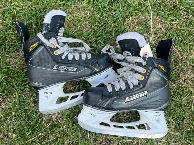 Bauer Supreme 170 Hockey Skates | Junior 1.5 (Used)