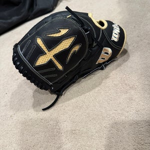 Wilson A2000 LH Pitcher's Baseball Glove 12" (New)