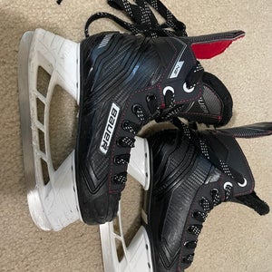 Bauer NS Hockey Skates Regular Width Size 2 (Used)